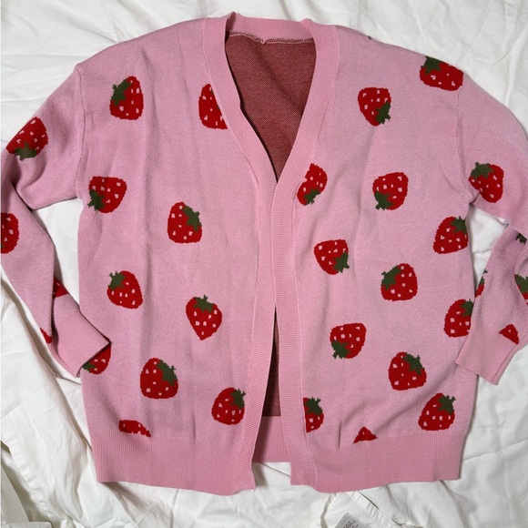 Sweaters - Pink Strawberry Patterned Women's Sweater